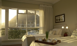 CAPE TOWN HOLLOW BOUTIQUE HOTEL