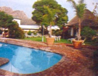 MONTAGU COUNTRY HOTEL