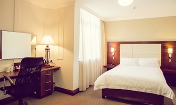 SPLENDID INN PINETOWN