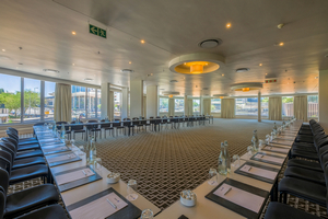 RADISSON BLU GAUTRAIN HOTEL SANDTON, JOHANNESBURG RADISSON BLU GAUTRAIN HOTEL SANDTON, JOHANNESBURG