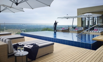 SOUTHERN SUN HYDE PARK SANDTON SOUTHERN SUN HYDE PARK SANDTON