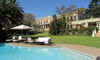 FAIRLAWNS BOUTIQUE HOTEL & SPA