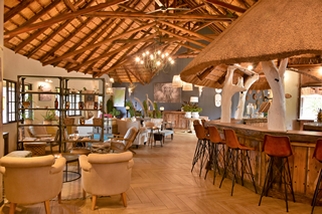 BAYALA PRIVATE SAFARI LODGE & CAMP