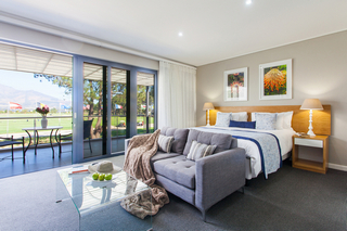PEARL VALLEY HOTEL BY MANTIS PEARL VALLEY HOTEL BY MANTIS